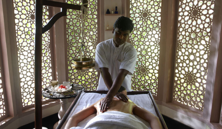 Best Ayurveda Retreats in Kerala for Healing and Rejuvenation